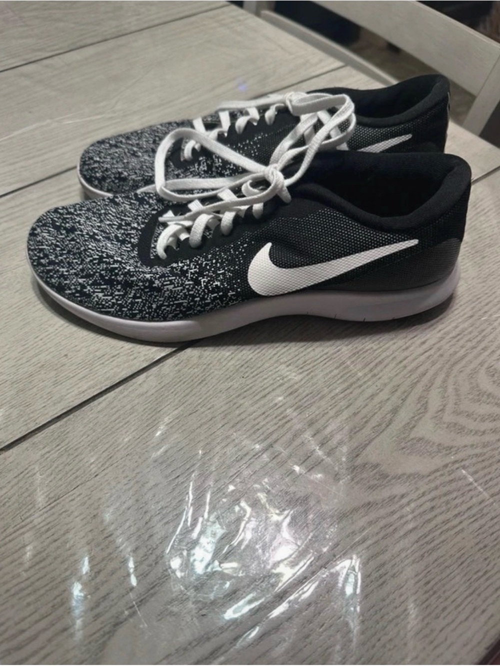 Nike Women’s Black and White Knit Sneakers